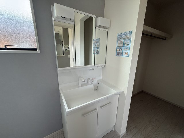 今津　　　　新築戸建の前面道路含む現地写真