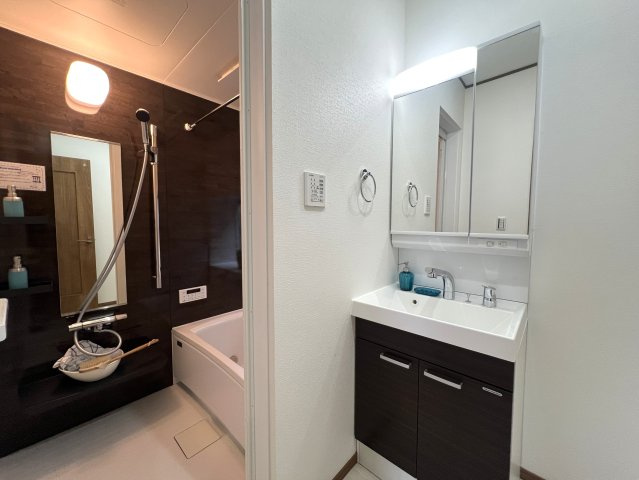 全国の前田さん集まれ！『戸塚区前田町』リフォーム戸建の独立洗面台