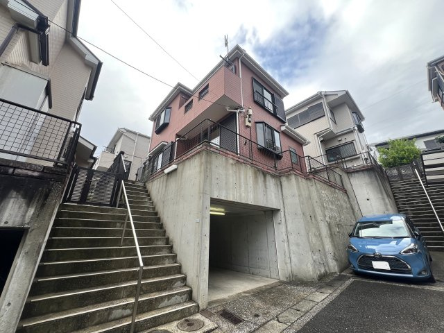 全国の前田さん集まれ！『戸塚区前田町』リフォーム戸建の外観