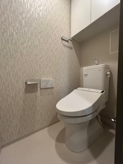 グランアッシュ江坂のトイレ|コンパクトで使いやすいトイレです