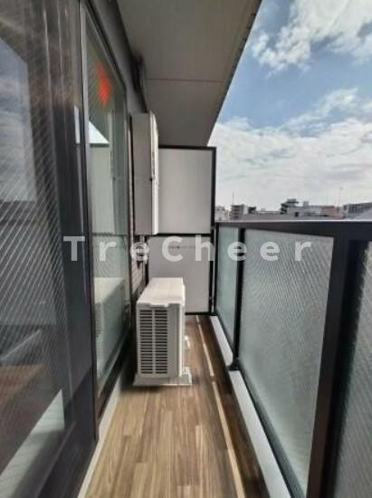 エスジーコート王子のバルコニー