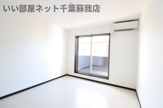 シャインフロント五井駅前の洋室|使い勝手のいい洋室です