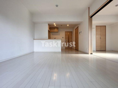 【居間・リビング】 | エムズ・レジデンスうめきた