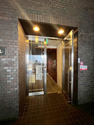 【エントランス】 | メゾンリエール