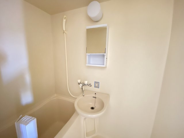 第4マルモビルの洗面所