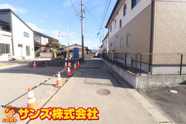 郡山市小原田２丁目　　　2号棟　　　小原田小学校、小原田中学区の外観|南側前面道路