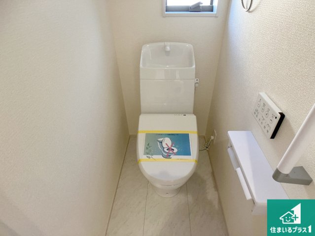 西脇市西脇　第15期　新築一戸建ての外観|周辺は落ち着いた街並みの住宅地！子育てがしやすい住環境です！まだ未完成ですが、現地でしかわからない事もございます。是非一度ご覧ください。