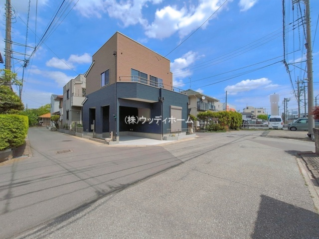 春日部市緑町1丁目第3期　新築一戸建ての前面道路含む現地写真