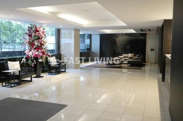 レジディア市谷砂土原 Sのロビー