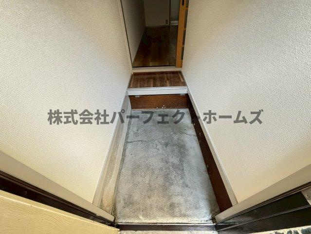 萱島東2丁目戸建　賃貸の玄関|落ち着いた玄関です