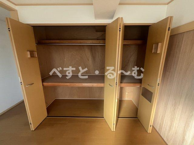 日下マンションの収納