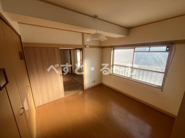 日下マンションの居間・リビング