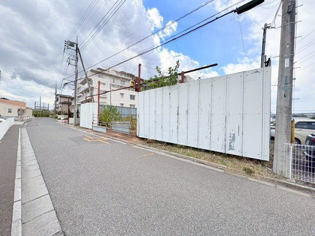 鶴ヶ島市上広谷　建築条件なし売地　東武東上線『若葉駅』徒歩13分　【杉下小学区】の前面道路含む現地写真