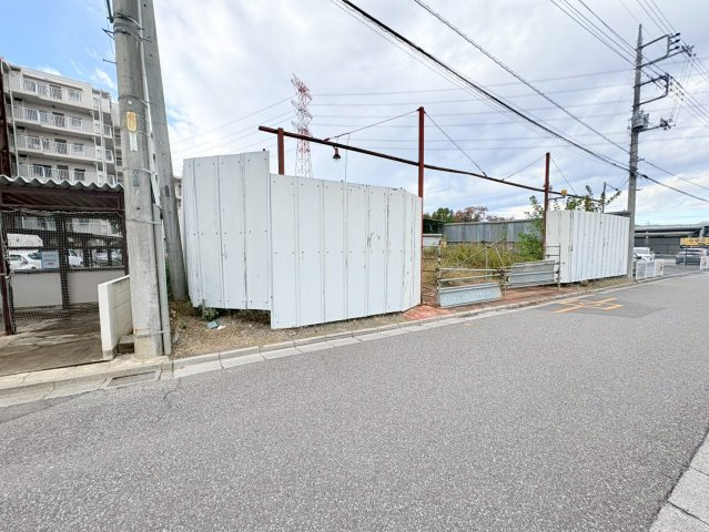 鶴ヶ島市上広谷　建築条件なし売地　東武東上線『若葉駅』徒歩13分　【杉下小学区】の前面道路含む現地写真