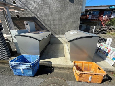 【エントランス】 | Ｄ-ｒｏｏｍＢｕｓｉｎｅｓｓ花垣 | ごみステーション