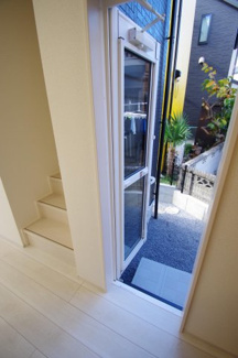 【その他】 | 【仲介手数料無料！！】日野市栄町4丁目　新築戸建て（全2棟）1号棟　4780万円 | 勝手口ドア