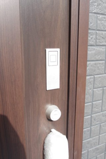 【防犯設備】 | 【仲介手数料無料！！】日野市栄町4丁目　新築戸建て（全2棟）1号棟　4780万円 | カードキー対応