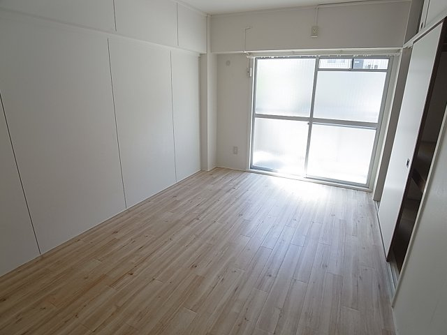 ビレッジハウス鈴蘭台1号棟の内装|人気のオールフローリングタイプ