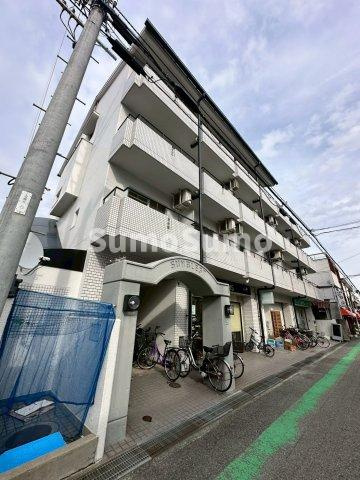 サンブレストの外観