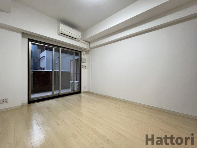 グランシス江坂の居間・リビング