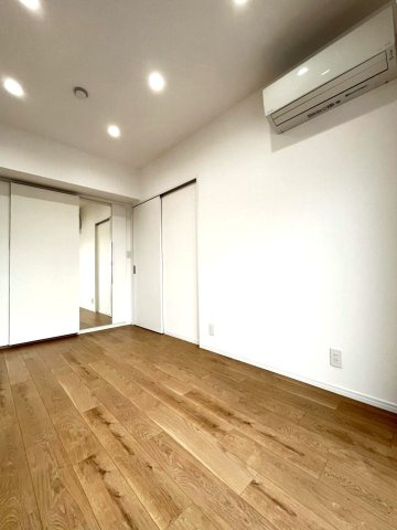 パークハウス新松戸311の洋室
