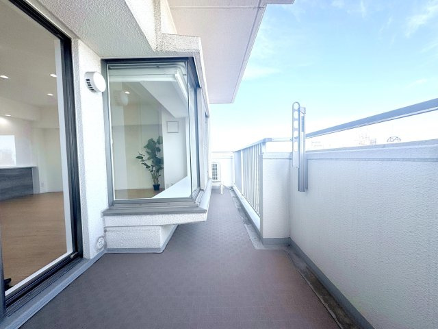 パークハウス新松戸311のバルコニー