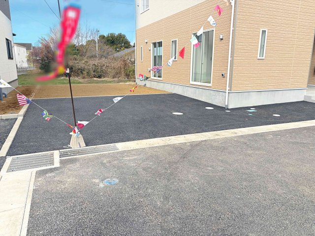 土浦市並木第15　新築戸建て　3号棟の駐車場|カースペースは2台お停めいただけます♪