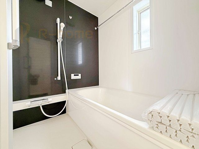 土浦市並木第15　新築戸建て　3号棟の浴室|1日の疲れをゆったり癒せる1坪タイプ♪浴室乾燥暖房機で快適な入浴タイムが過ごせます♪