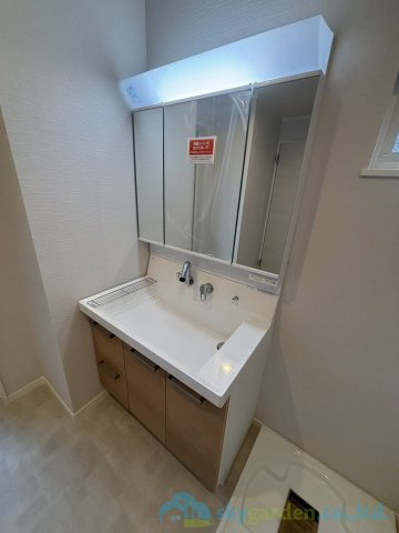 平塚市龍城ヶ丘　新築戸建　全3棟3号棟の独立洗面台