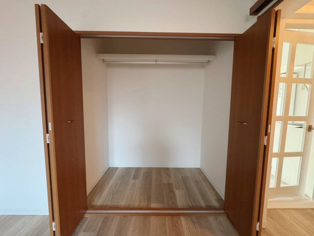 エレガンスハイツ中の島通りの画像