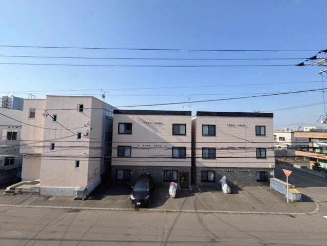 エレガンスハイツ中の島通りの画像