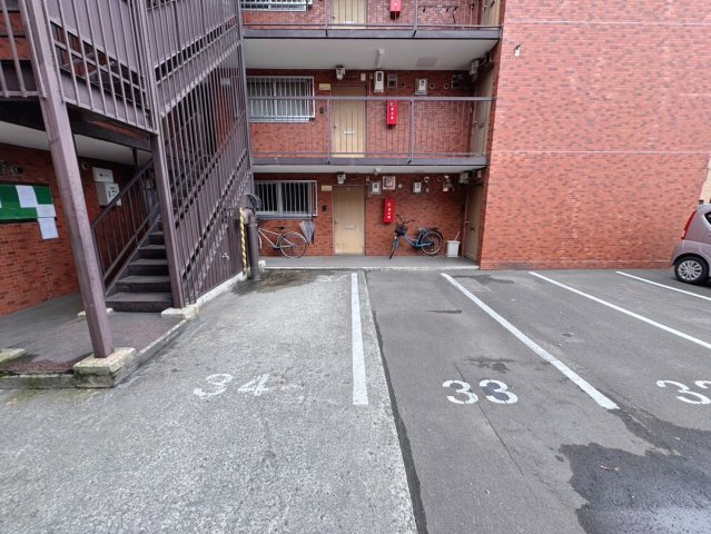 エレガンスハイツ中の島通りの画像