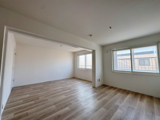 エレガンスハイツ中の島通りの画像