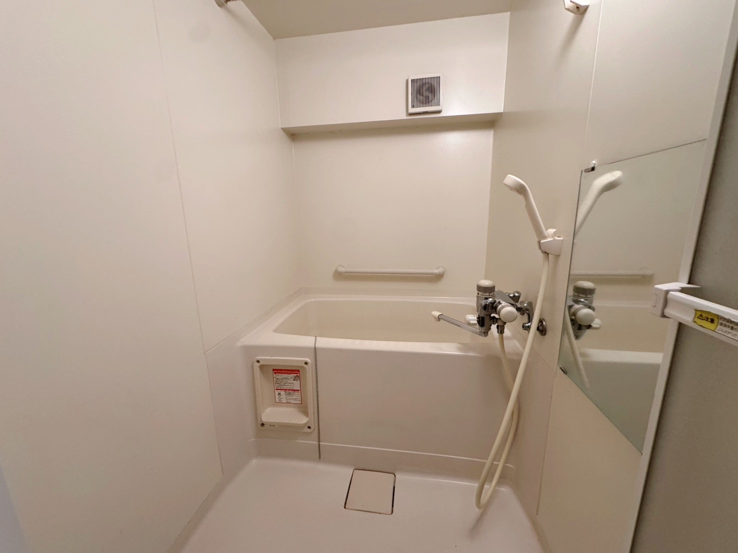 エレガンスハイツ中の島通りの画像