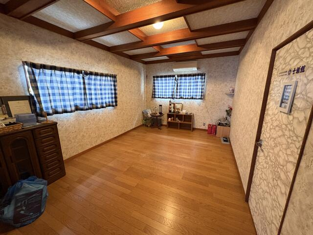 伊東市　川奈の洋室