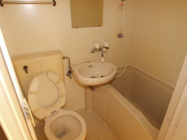 エレガンス浜田山の浴室