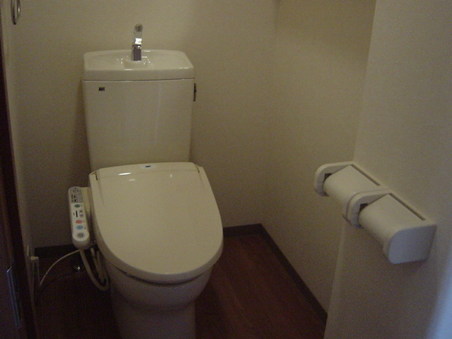 エバーグリーン国武のトイレ|シャワートイレ