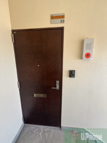 ドミール・ブランの玄関