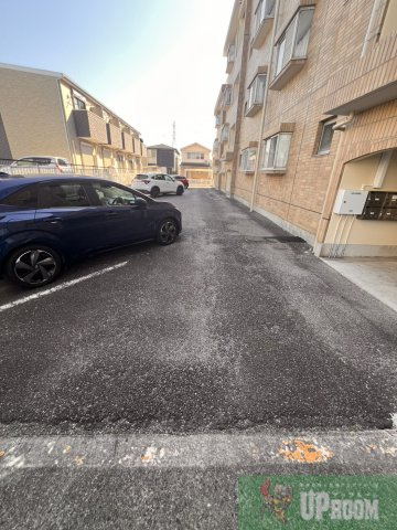 ドミール・ブランの駐車場