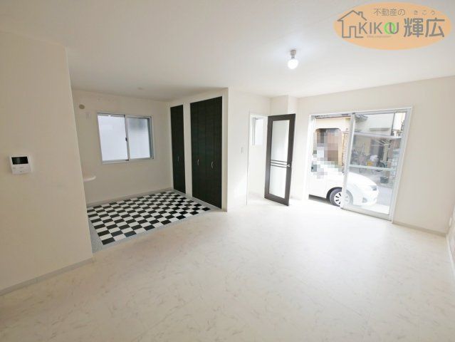 【居間・リビング】 | 明石市大久保町大窪　中古戸建 | リフォーム前の写真です。2026年５月完成予定。