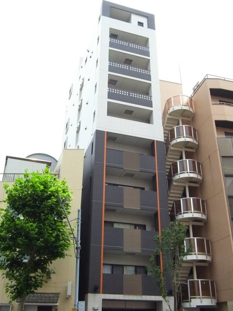 新宿区弁天町のマンションの画像