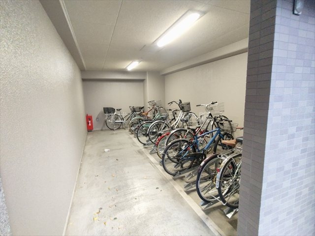 【駐輪場】の画像
