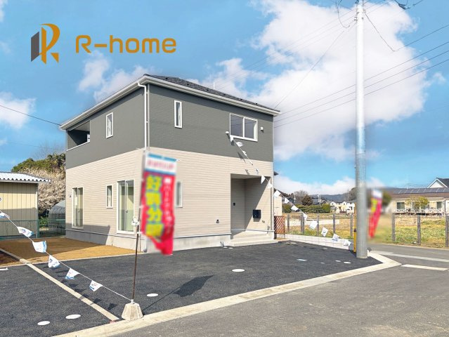 土浦市並木第15　新築戸建て　5号棟の外観|ご予約を頂ければ、『平日』はもちろん『早朝』や『夜間』もご見学可能です♪お気軽にお申し付けください♪