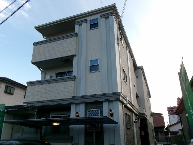 KTIレジデンス西新町の外観