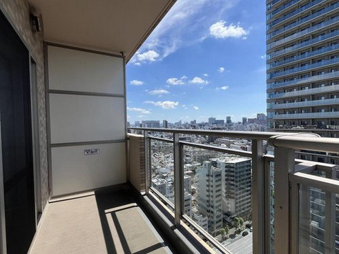 【バルコニー】