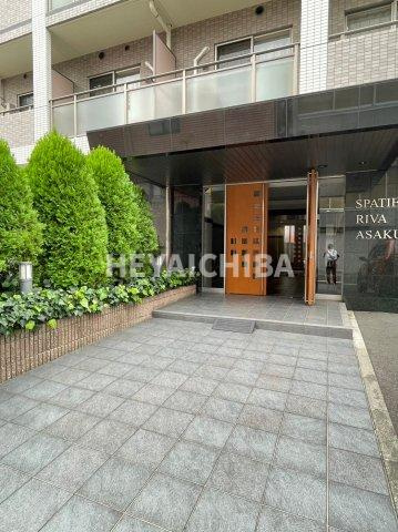 スパシエリーヴァ浅草のエントランス