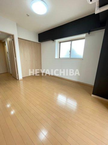 スパシエリーヴァ浅草の居間・リビング