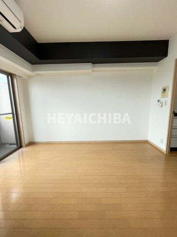 スパシエリーヴァ浅草の居間・リビング