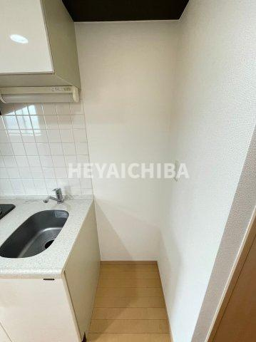 スパシエリーヴァ浅草のキッチン|冷蔵庫置場