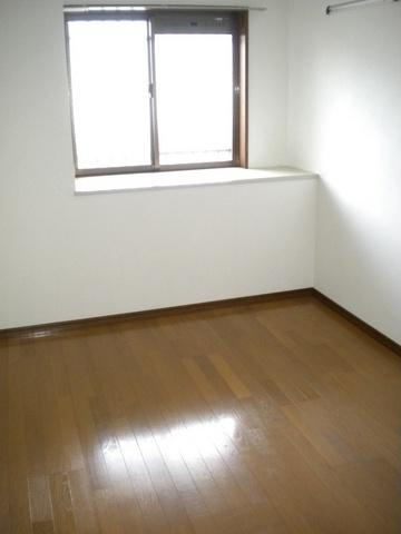 第3旭マンションの寝室